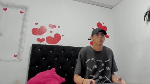 Snapshot of chloe_evanx_ chatting on February 15, 2025, 7:17 pm Chloe Evanx online show from February 15, 2025, 7:17 pm