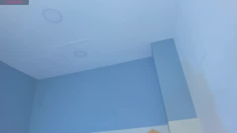 Chloe online show from April 14, 2026, 3:07 pm