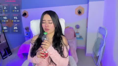 Snapshot of chloe_fischer chatting on June 13, 2026, 3:10 pm Chloe online show from June 13, 2026, 3:10 pm