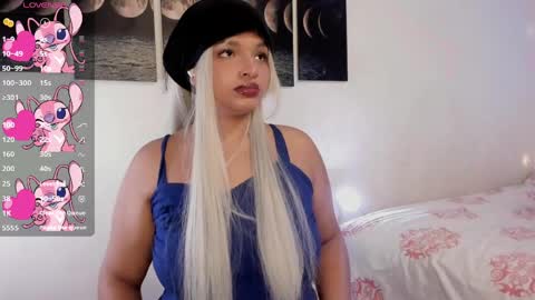 chloe_kisses online show from May 29, 2026, 11:41 am