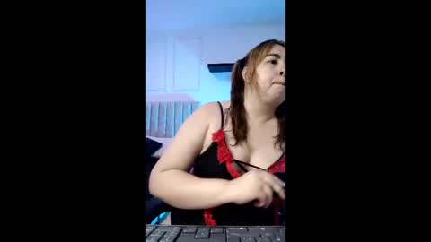 Snapshot of chloe_prg chatting on May 29, 2026, 11:14 pm chloe_prg online show from May 29, 2026, 11:14 pm