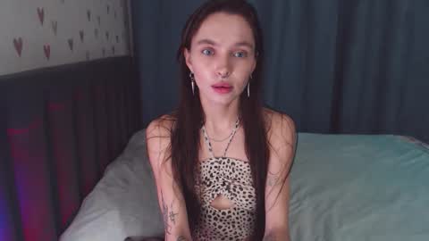 Snapshot of chloe_sunny chatting on November 12, 2025, 2:17 pm Chloe online show from November 12, 2025, 2:17 pm