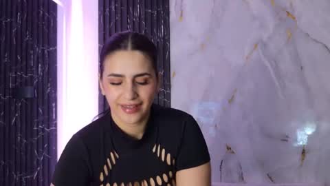 chloe online show from February 12, 2026, 10:21 am