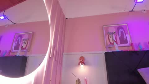   online show from January 13, 2026, 8:14 pm