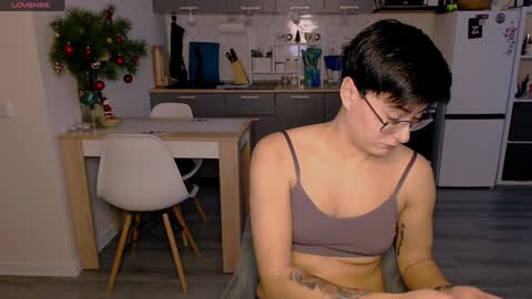 Eva and Sandra online show from January 5, 2025, 10:21 am