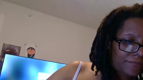 Chloe online show from May 6, 2026, 4:23 pm