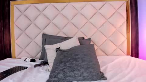 chloee_parkerr online show from June 6, 2026, 4:06 am