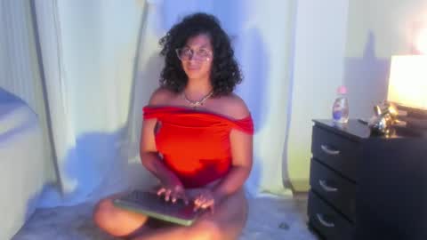 Snapshot of chloefixxx chatting on July 1, 2026, 10:53 pm Chloe fixxx online show from July 1, 2026, 10:53 pm