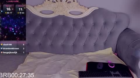 Snapshot of chloefulton chatting on December 5, 2024, 11:29 pm Chloe Fulton online show from December 5, 2024, 11:29 pm