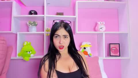 Chloe online show from February 22, 2026, 2:48 pm