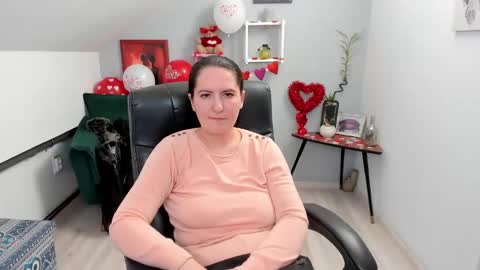 chloehottie online show from February 13, 2025, 10:55 am