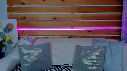 Snapshot of chloejenyss chatting on November 15, 2025, 1:25 am Chloe online show from November 15, 2025, 1:25 am