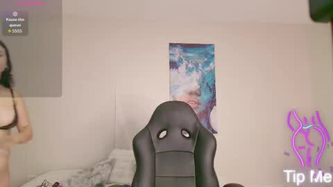 Melisa online show from November 24, 2025, 11:32 am