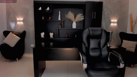 Chloe  OF chloemanson online show from December 10, 2024, 8:27 pm