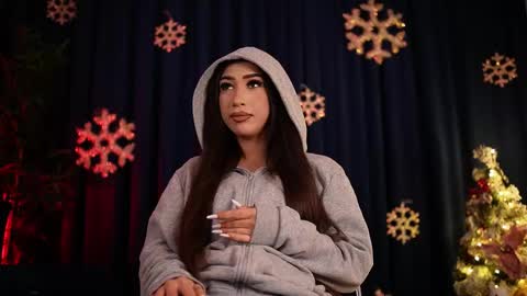 Snapshot of chloemin_ chatting on December 16, 2025, 6:40 am chloemin_ online show from December 16, 2025, 6:40 am