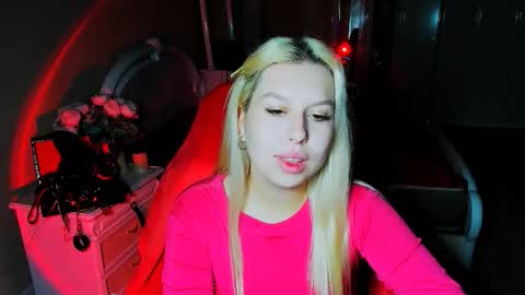 Snapshot of chloericci chatting on October 29, 2025, 4:26 am ChloeRicci online show from October 29, 2025, 4:26 am