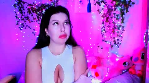 Snapshot of chloericci chatting on December 13, 2025, 7:53 pm ChloeRicci online show from December 13, 2025, 7:53 pm