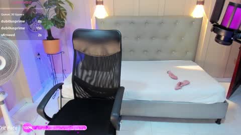 Chloe rosse online show from December 28, 2024, 4:08 am
