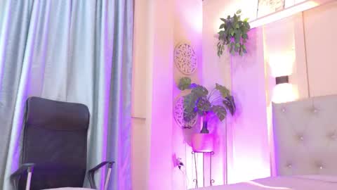 Snapshot of chloerossee chatting on December 2, 2025, 1:11 am Chloe rosse online show from December 2, 2025, 1:11 am