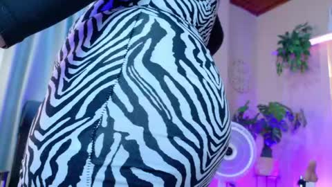 Chloe rosse online show from April 16, 2026, 1:28 am