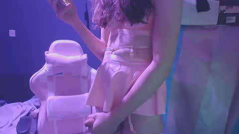 chloetjexx online show from January 4, 2025, 7:44 pm