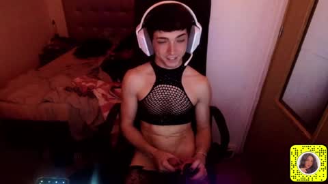 Snapshot of chloevenommm chatting on July 21, 2026, 8:05 am chloevenommm online show from July 21, 2026, 8:05 am