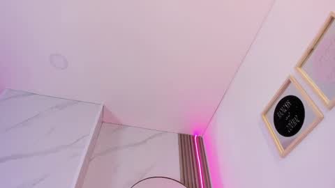 Chlooe online show from February 26, 2025, 4:14 am