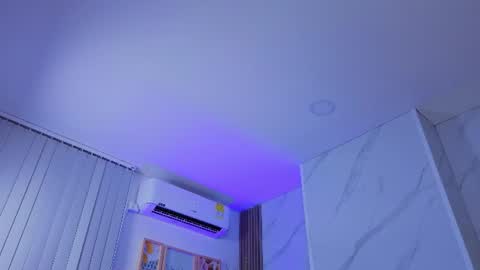 Snapshot of chlooee_ chatting on June 12, 2026, 1:59 am Chlooe online show from June 12, 2026, 1:59 am