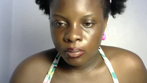 Hotchoco online show from May 7, 2026, 6:52 am