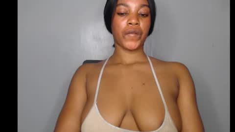 Snapshot of choco_chocox chatting on January 13, 2025, 9:42 pm ESTHER online show from January 13, 2025, 9:42 pm