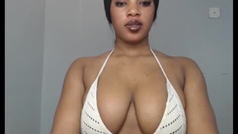 Snapshot of choco_chocox chatting on September 22, 2025, 9:11 am ESTHER online show from September 22, 2025, 9:11 am