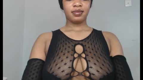 Snapshot of choco_chocox chatting on October 6, 2025, 6:55 am ESTHER online show from October 6, 2025, 6:55 am