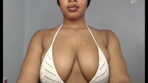 Snapshot of choco_chocox chatting on October 11, 2025, 7:40 am ESTHER online show from October 11, 2025, 7:40 am