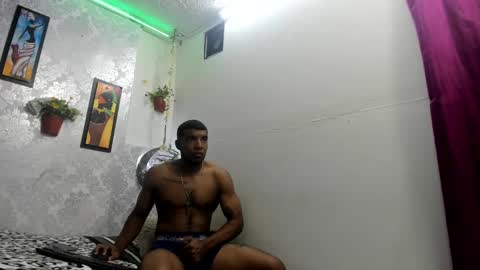 Snapshot of choco_hornyx18 chatting on November 6, 2025, 5:30 am Choco online show from November 6, 2025, 5:30 am