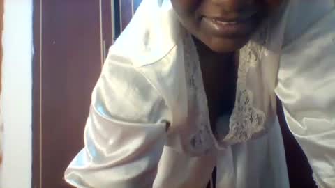Snapshot of chocobabe002 chatting on May 7, 2026, 2:28 am chocobabe002 online show from May 7, 2026, 2:28 am