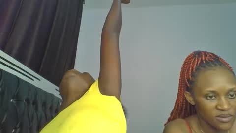 Snapshot of chocobear22 chatting on December 3, 2025, 10:35 am chocobear22 online show from December 3, 2025, 10:35 am