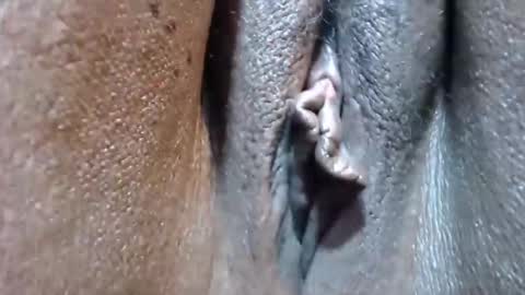 chocolatabig online show from November 10, 2025, 6:34 am