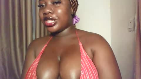 Snapshot of chocolateassgirl61 chatting on January 8, 2026, 5:59 pm chocolateassgirl61 online show from January 8, 2026, 5:59 pm