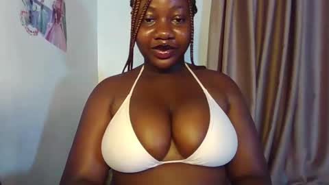 Snapshot of chocolateassgirl61 chatting on January 13, 2026, 7:52 pm chocolateassgirl61 online show from January 13, 2026, 7:52 pm