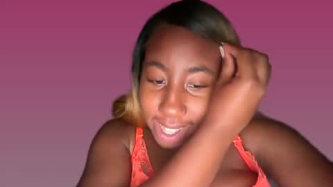 Snapshot of chocolatebunnycakez chatting on July 18, 2026, 12:37 am chocolatebunnycakez online show from July 18, 2026, 12:37 am