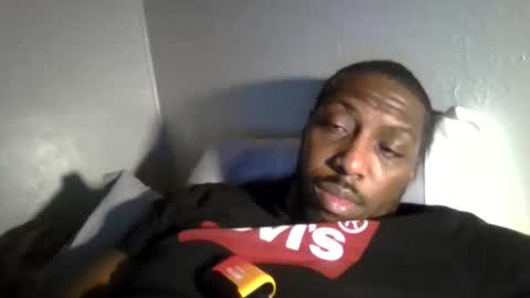 Snapshot of chocolatedilf chatting on December 21, 2024, 4:14 pm chocolatedilf online show from December 21, 2024, 4:14 pm