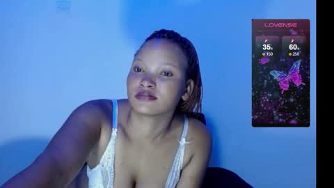 Snapshot of chocolatemilkebony chatting on February 17, 2025, 10:14 pm chocolatemilkebony online show from February 17, 2025, 10:14 pm