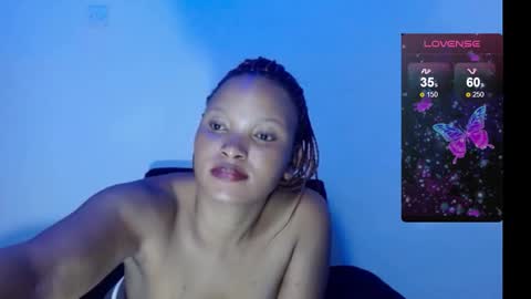 Snapshot of chocolatemilkebony chatting on February 19, 2025, 8:52 pm chocolatemilkebony online show from February 19, 2025, 8:52 pm