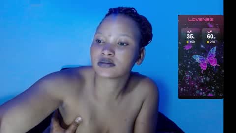 Snapshot of chocolatemilkebony chatting on March 9, 2025, 10:08 pm chocolatemilkebony online show from March 9, 2025, 10:08 pm