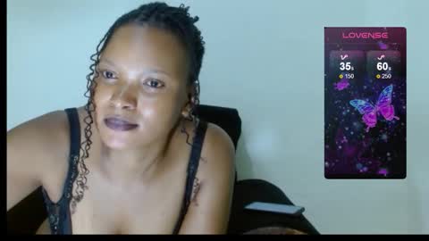 Snapshot of chocolatemilkebony chatting on September 30, 2025, 8:36 pm chocolatemilkebony online show from September 30, 2025, 8:36 pm