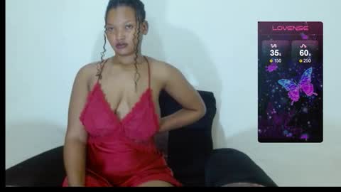 Snapshot of chocolatemilkebony chatting on October 6, 2025, 6:11 am chocolatemilkebony online show from October 6, 2025, 6:11 am