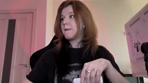 Lissa online show from March 23, 2026, 3:16 pm