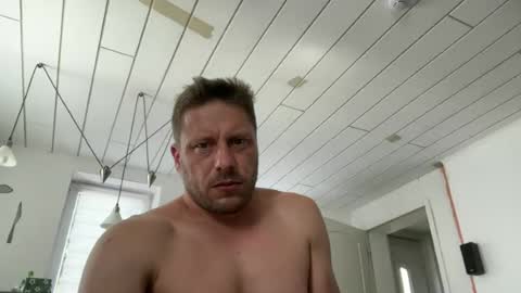 Snapshot of chris164 chatting on June 18, 2026, 9:36 am Chris online show from June 18, 2026, 9:36 am