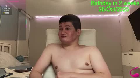 Snapshot of chris___evanss chatting on October 11, 2025, 1:38 am Chris Evens online show from October 11, 2025, 1:38 am