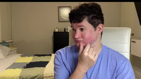 Snapshot of chris___evanss chatting on November 3, 2025, 7:04 pm Chris Evens online show from November 3, 2025, 7:04 pm